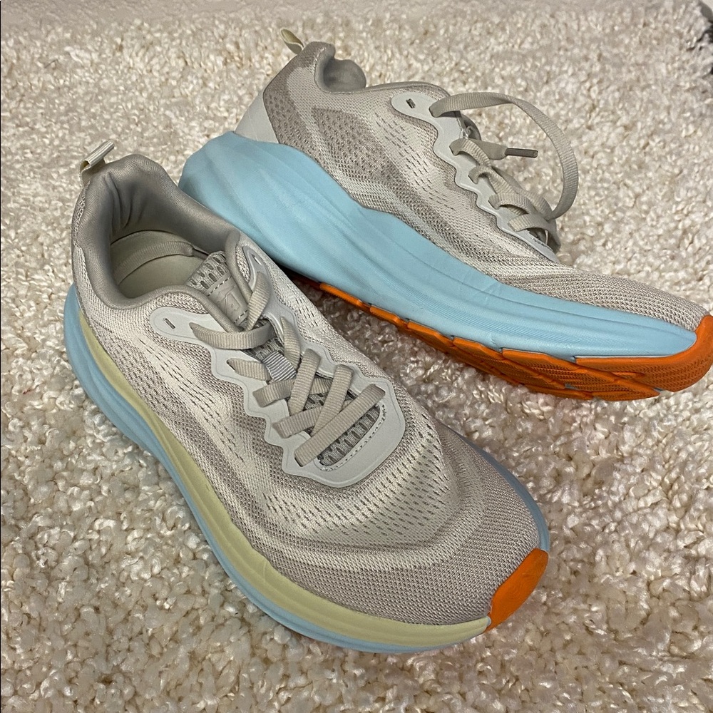 Avia Women's Athletic Shoes in Gray and Orange